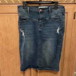 TATIANA SKIRT denim distressed Pencil Knee length size 12 EUC Straight